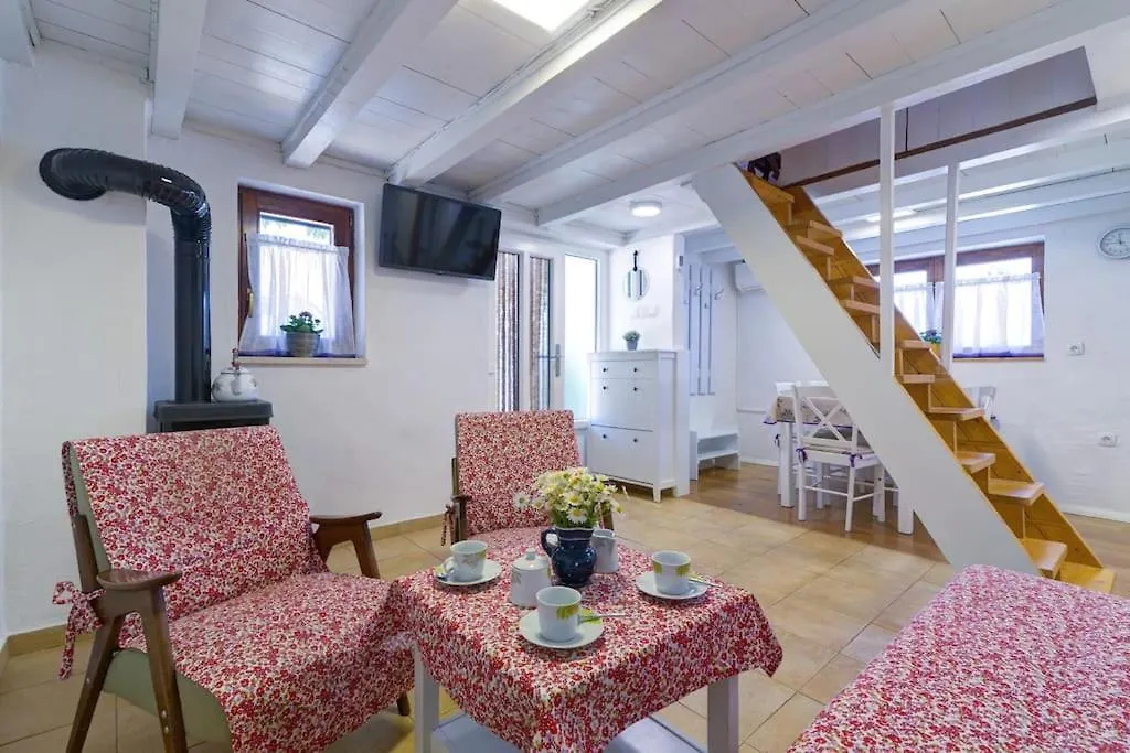 Piccola Casa - A Little Paradise Krsan Holiday home