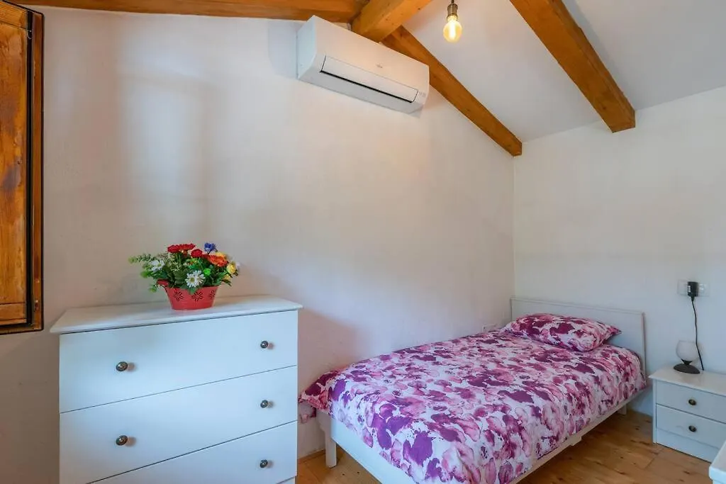 Piccola Casa - A Little Paradise Krsan Holiday home